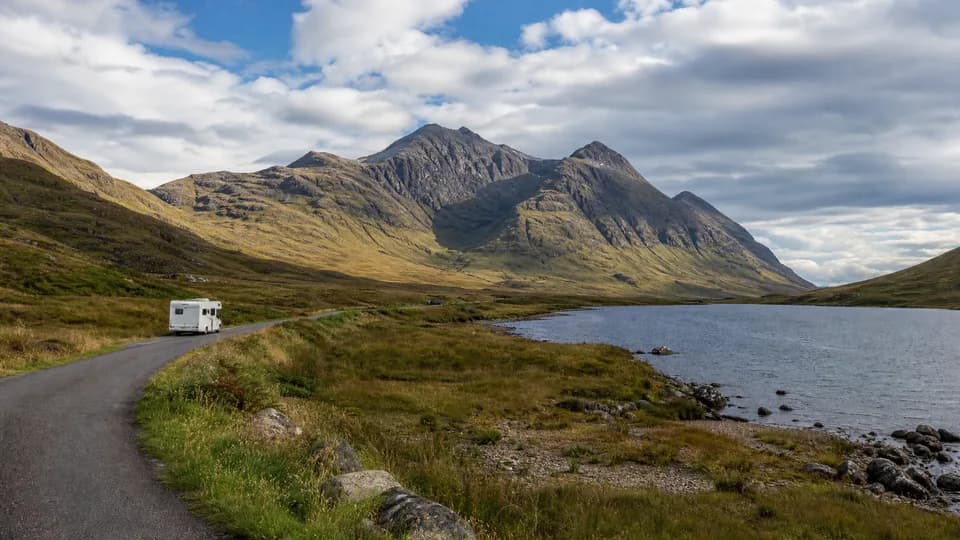 RV rental pickup in Glasgow, United Kingdom